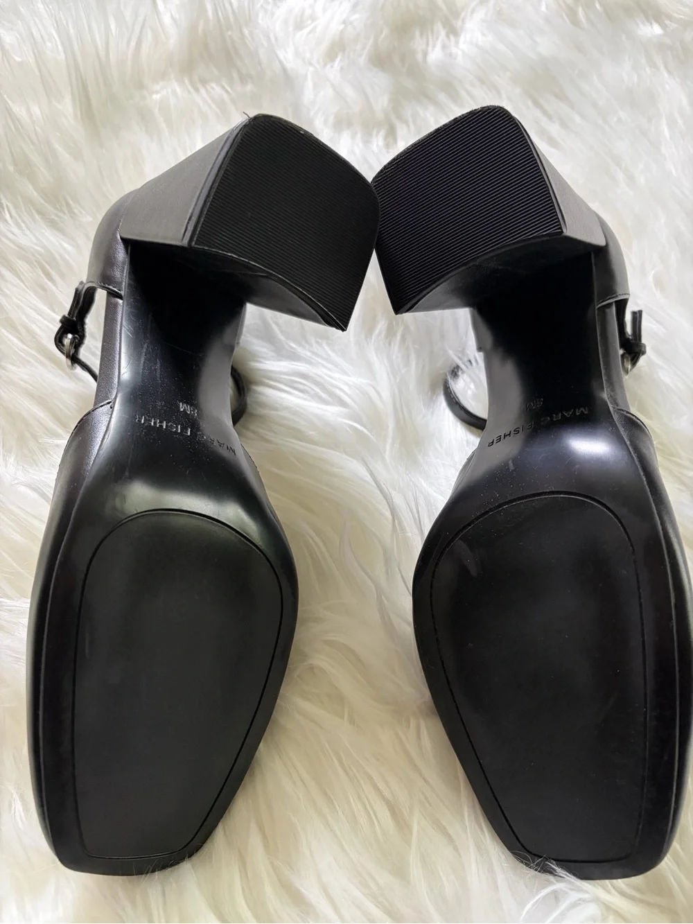 Marc Fisher Black T-Strap Leather Heels -Size 8 -New - Picture 3 of 5